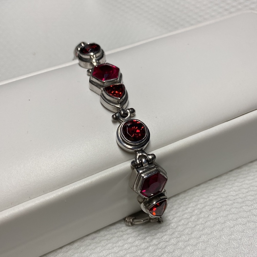 Women’s silver and red and orange stone with toggle clasp - Picture 2 of 4